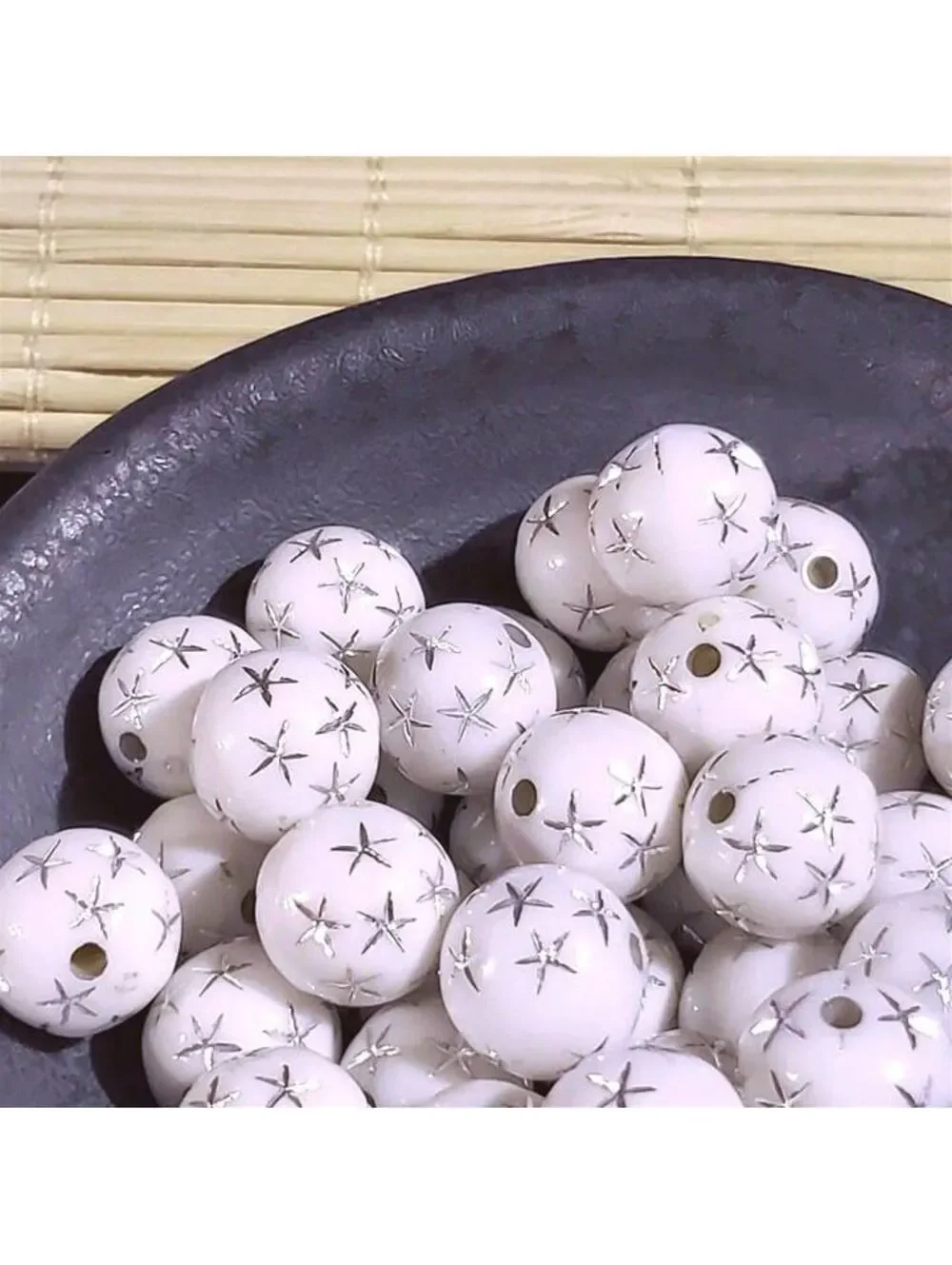 10 Vintage Retro White Silver Stars 12mm Round Acrylic Shabby Chic Beads
